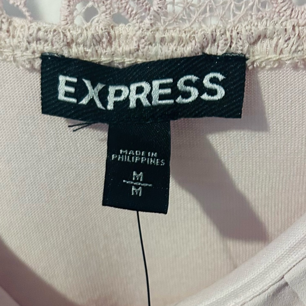 Express Pink Rose Pleated Camisole Tank Top, Size Medium - Picture 13 of 16